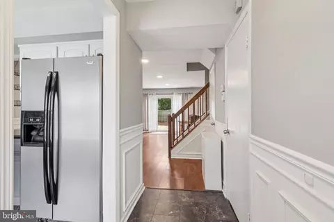 Entry Way - 2102 Elberta Ln, Marlton, NJ 08053 photo 5 of 6