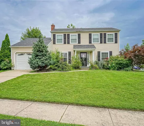 38 Nottingham Rd, Marlton, NJ 08053