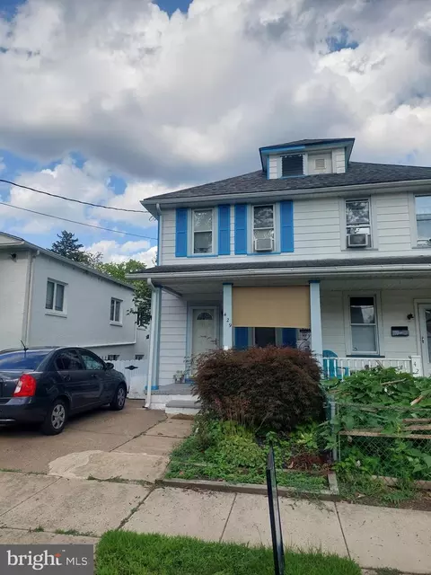 429 Poplar St, Delanco, NJ 08075