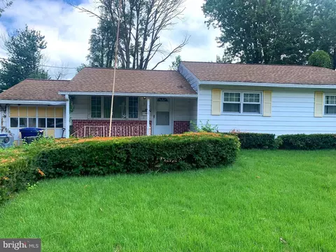 729 Holly Ln, Westampton, NJ 08060