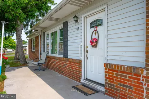 Exterior - 108 E Franklin Ave, Beverly, NJ 08010 photo 1 of 3
