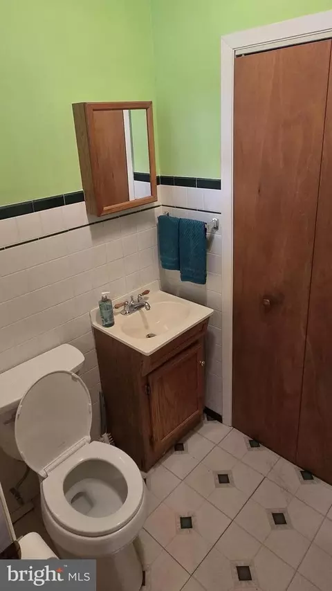 Bath - 8 Edwards Ave, Delanco, NJ 08075 photo 1 of 1