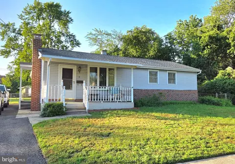 8 Edwards Ave, Delanco, NJ 08075