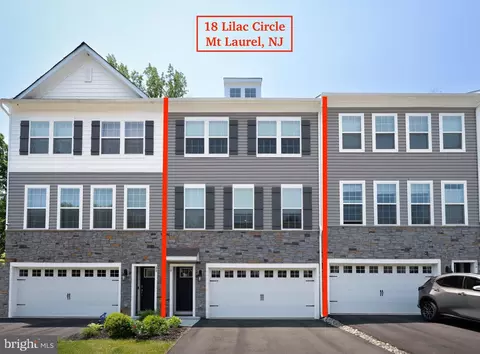 18 Lilac Cir, Mount Laurel, NJ 08054