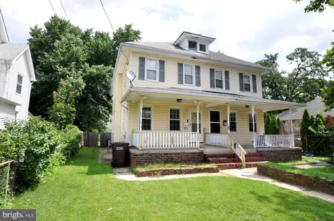 425 Delaware Ave, Riverside, NJ 08075