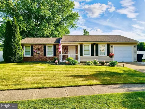 98 Sherwood Ln, Westampton, NJ 08060