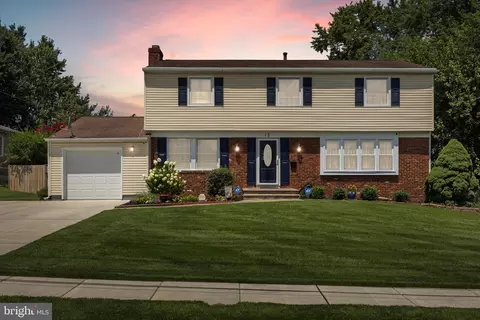 13 Rutgers Dr, Delran, NJ 08075