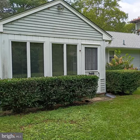 Exterior - 103 Main St, Riverton, NJ 08077 photo 11 of 11