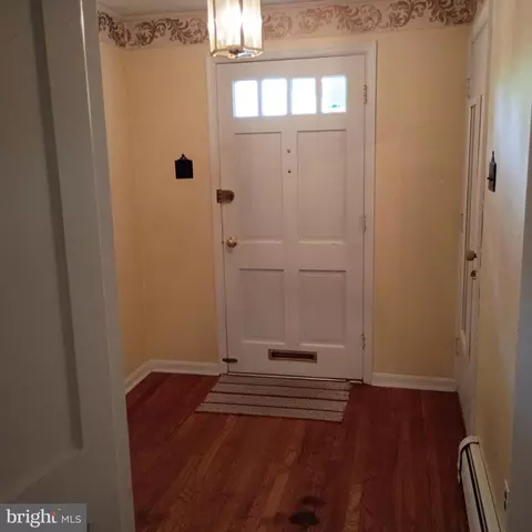 Entry Way - 103 Main St, Riverton, NJ 08077 photo 1 of 5