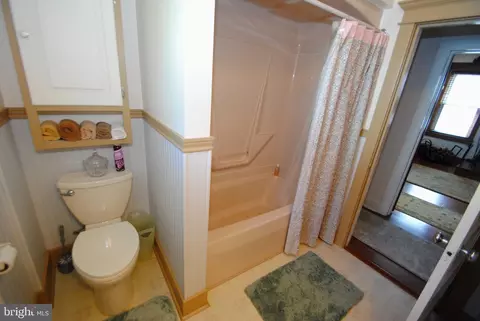 Bath - 317 Maple Ave, Delanco, NJ 08075 photo 3 of 5