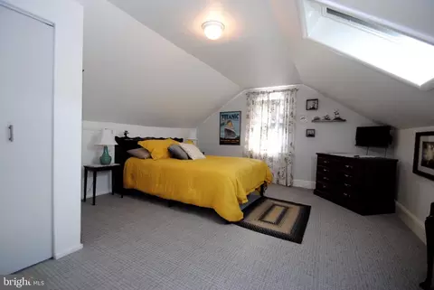 Bedroom - 317 Maple Ave, Delanco, NJ 08075 photo 4 of 5