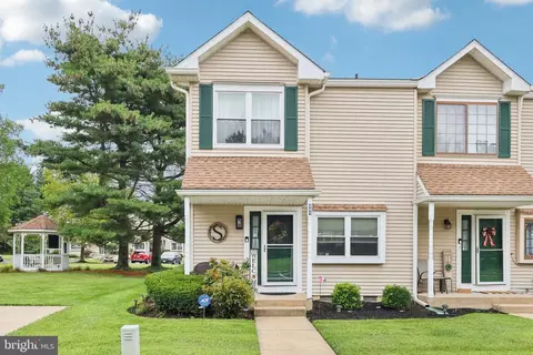 501 Stillhouse Ln, Marlton, NJ 08053