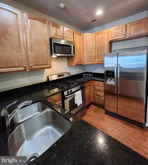 Kitchen - 1 Fox Ct, Delran, NJ 08075 photo 3 of 4