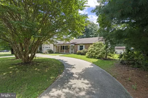 210 High St, Maple Shade, NJ 08052 photo 2