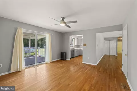 210 High St, Maple Shade, NJ 08052 photo 9
