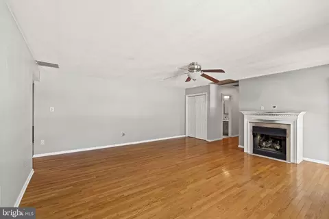 210 High St, Maple Shade, NJ 08052 photo 5