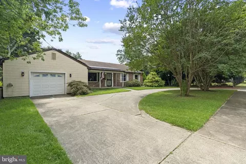 210 High St, Maple Shade, NJ 08052 photo 3