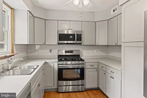 210 High St, Maple Shade, NJ 08052 photo 11