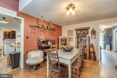 Dining - 164 Fox Chase Dr, Delran, NJ 08075 photo 5 of 7