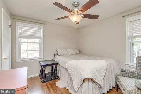 Bedroom - 164 Fox Chase Dr, Delran, NJ 08075 photo 2 of 3