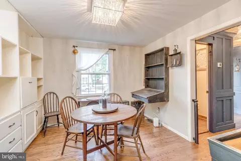 Dining - 164 Fox Chase Dr, Delran, NJ 08075 photo 2 of 7