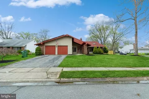 21 Erynwood Ave, Marlton, NJ 08053