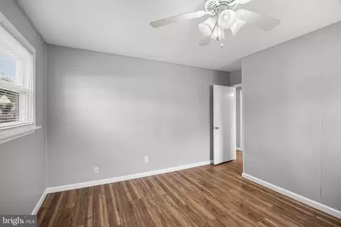 Entry Way - 4 Devon Rd, Marlton, NJ 08053 photo 4 of 5