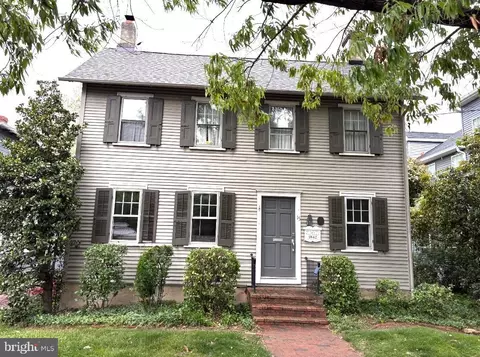 15 E 2nd St, Moorestown, NJ 08057