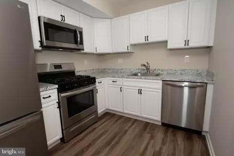 411 Stiles Ave UNIT E3, Maple Shade, NJ 08052