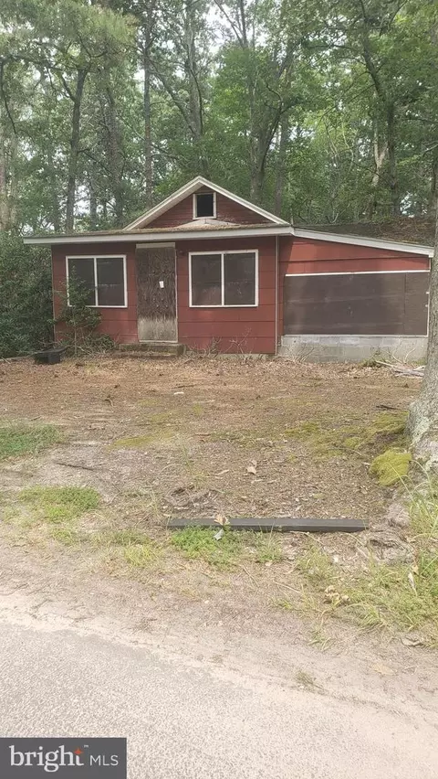 51 Bishop St, Browns Mills, NJ 08015