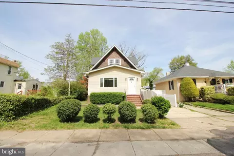 101 S Lenola Rd, Moorestown, NJ 08057