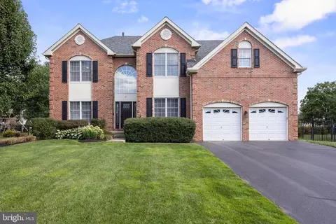 97 Brooks Rd, Moorestown, NJ 08057