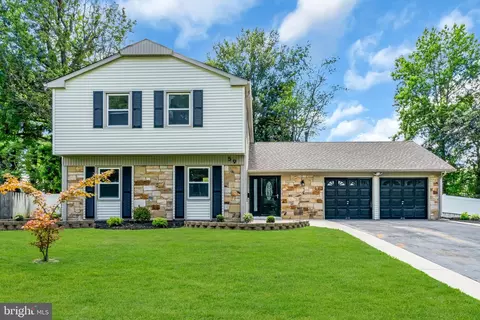 59 Trebing Ln, Willingboro, NJ 08046
