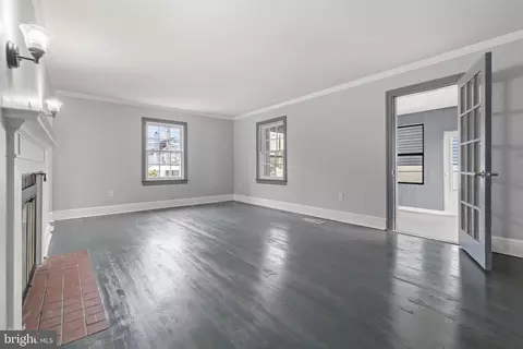 910 S Fairview St, Riverside, NJ 08075 photo 5