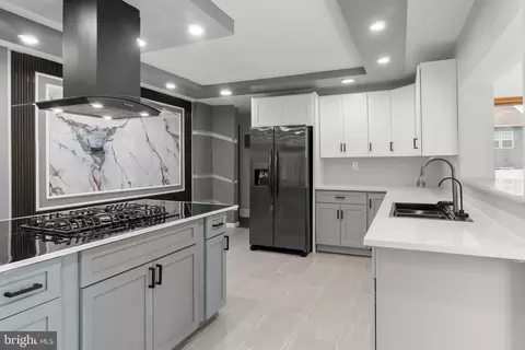 910 S Fairview St, Riverside, NJ 08075 photo 16