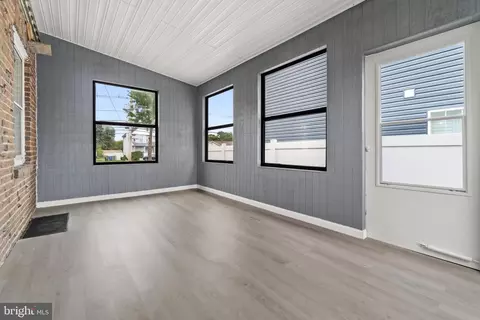 910 S Fairview St, Riverside, NJ 08075 photo 6