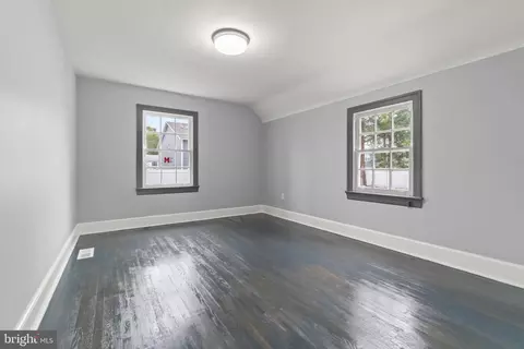 910 S Fairview St, Riverside, NJ 08075 photo 9