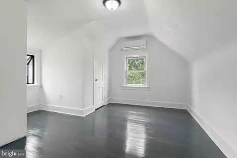 910 S Fairview St, Riverside, NJ 08075 photo 25