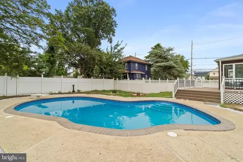 910 S Fairview St, Riverside, NJ 08075 photo 37