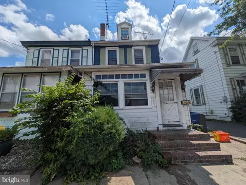 170 Mill St, Mount Holly, NJ 08060