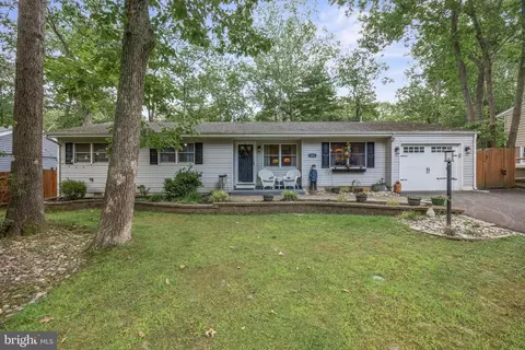 191 Mohawk Trl, Medford, NJ 08055