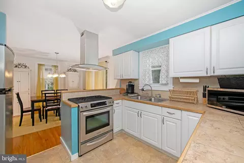 206 E Center Ave, Maple Shade, NJ 08052 photo 13