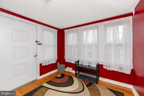 206 E Center Ave, Maple Shade, NJ 08052 photo 4