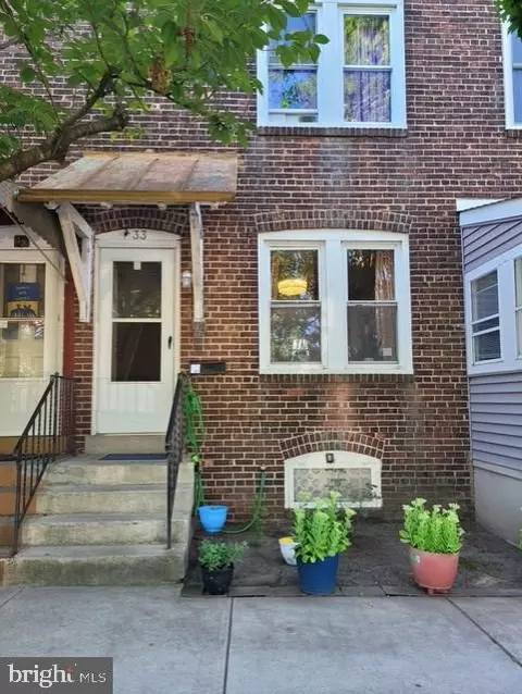 33 Railroad Ave NW, Roebling, NJ 08554