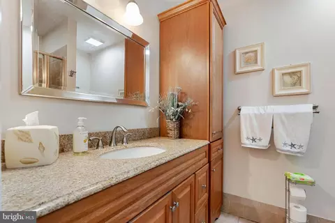 Bath - 130 Five Crown Royal, Marlton, NJ 08053 photo 2 of 3