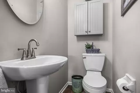 Bath - 112 Champlain Rd, Marlton, NJ 08053 photo 1 of 4