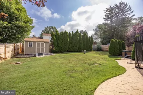 Exterior - 112 Champlain Rd, Marlton, NJ 08053 photo 7 of 8