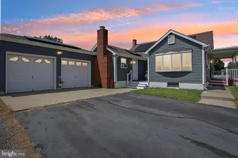 306 Sykesville Rd, Chesterfield, NJ 08515