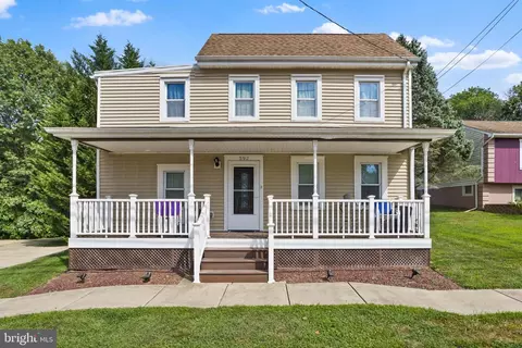 592 New York Ave, Columbus, NJ 08022
