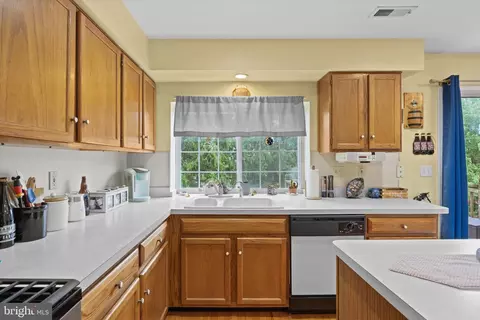 7 Lilyberry Pl, Delran, NJ 08075 photo 12